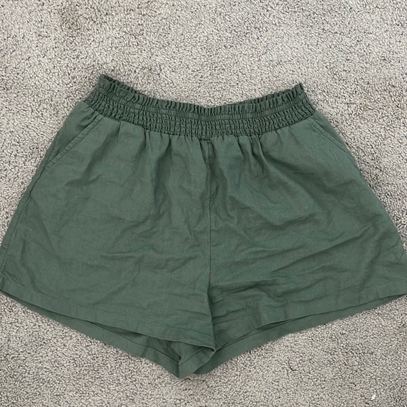 Linen shorts - Picture 1 of 2